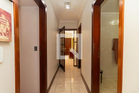 Corredor de apartamento para alugar com 3 quartos, 164m² em Bela Vista, São Paulo