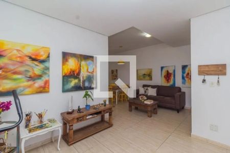 Casa à venda com 3 quartos, 259m² em Petrópolis, Porto Alegre