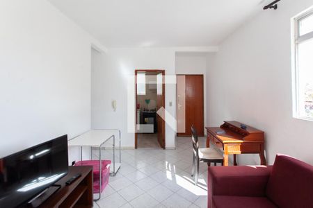 Sala de apartamento à venda com 3 quartos, 50m² em Santa Rosa, Belo Horizonte