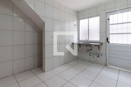 Sala de casa para alugar com 1 quarto, 20m² em Parque Guarani, São Paulo