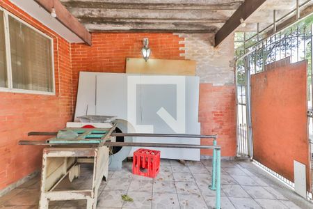 Casa à venda com 125m², 2 quartos e 2 vagas Casa à venda com 125m², 2 quartos e 2 vagasGaragem