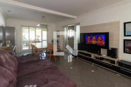 Sala de casa para alugar com 4 quartos, 247m² em Granja Viana Ii, Cotia