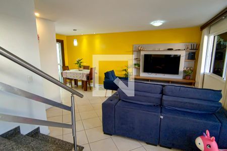 sala de casa de condomínio para alugar com 3 quartos, 95m² em Pechincha, Rio de Janeiro