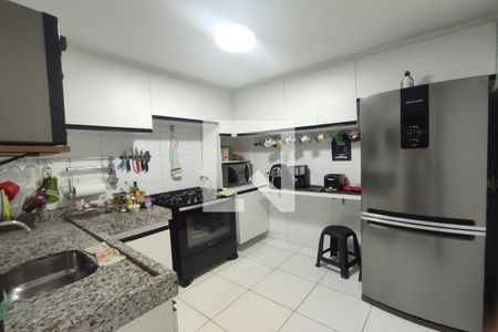 Cozinha de casa de condomínio à venda com 2 quartos, 125m² em Tanque, Rio de Janeiro