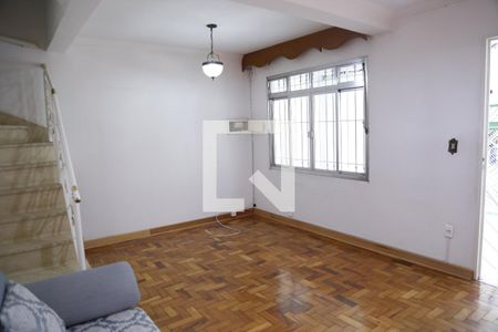 Sala de casa para alugar com 3 quartos, 160m² em Vila Cruz das Almas, São Paulo