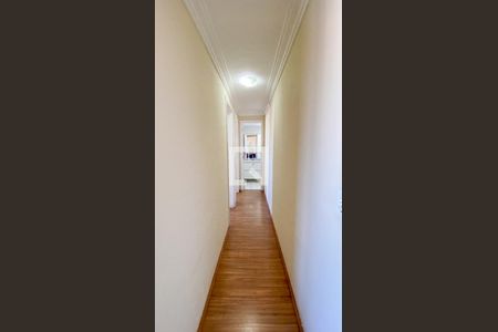 Corredor de apartamento para alugar com 2 quartos, 50m² em Parque Erasmo Assunção, Santo André