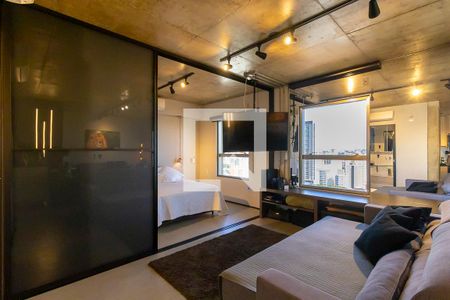 Sala de apartamento à venda com 1 quarto, 70m² em Cambuí, Campinas