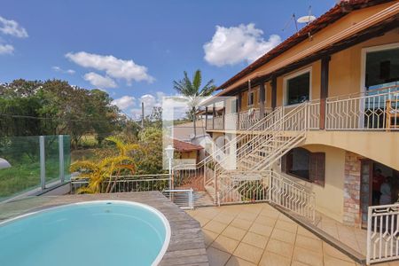 Casa à venda com 5 quartos, 249m² em Tijuca , Belo Horizonte