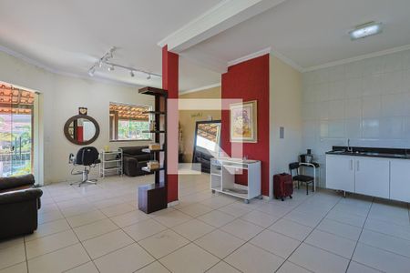 Sala 2 de casa para alugar com 4 quartos, 249m² em Tijuca , Belo Horizonte