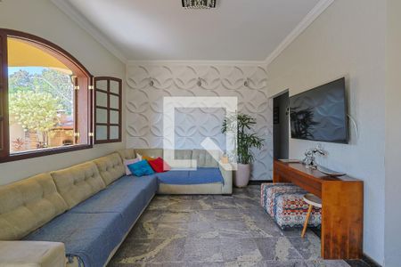 Sala de casa à venda com 4 quartos, 249m² em Tijuca , Belo Horizonte