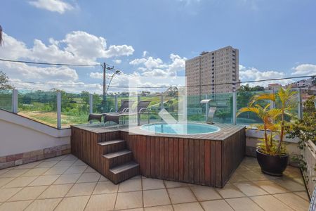 Casa à venda com 5 quartos, 249m² em Tijuca , Belo Horizonte
