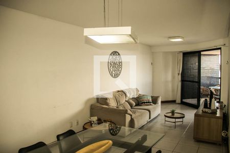 Sala de apartamento para alugar com 2 quartos, 80m² em Armação, Salvador