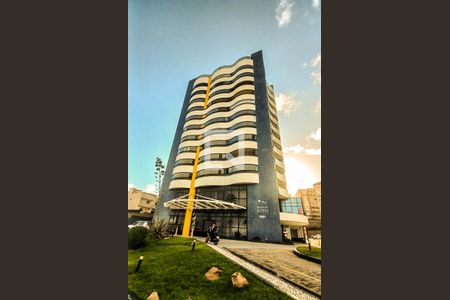 Apartamento para alugar com 80m², 2 quartos e 1 vaga Apartamento para alugar com 80m², 2 quartos e 1 vagaFachada