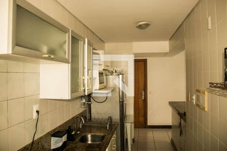 Apartamento para alugar com 80m², 2 quartos e 1 vaga Apartamento para alugar com 80m², 2 quartos e 1 vagaCozinha