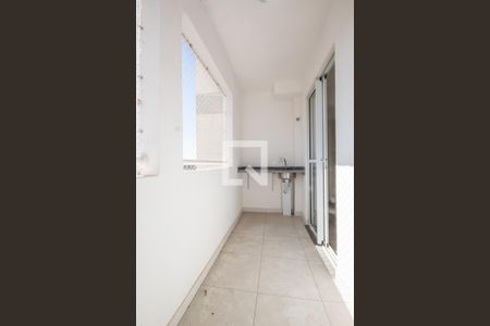 Sacada de apartamento para alugar com 2 quartos, 85m² em Pestana, Osasco
