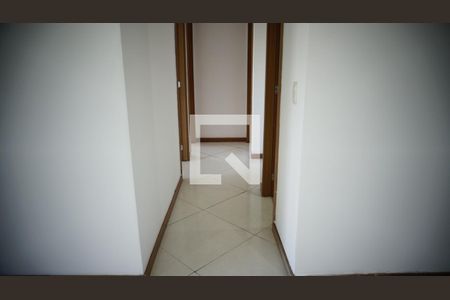 Hall - Quartos de apartamento para alugar com 3 quartos, 70m² em Jacarepaguá, Rio de Janeiro