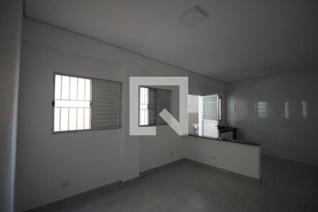 Quarto de casa para alugar com 1 quarto, 50m² em Jardim Prudência, São Paulo