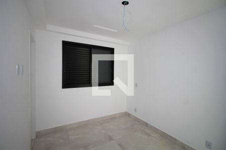 Suite de apartamento à venda com 3 quartos, 75m² em Ana Lúcia, Belo Horizonte