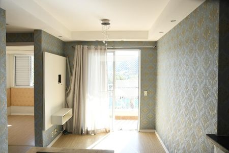 Sala de apartamento para alugar com 2 quartos, 49m² em Granja Clotilde, Cotia