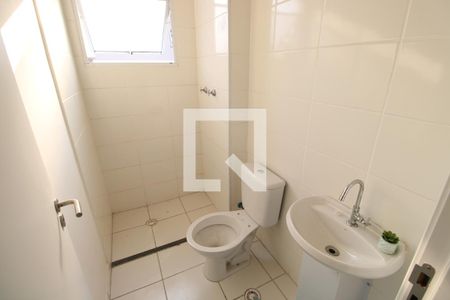 Banheiro de apartamento para alugar com 2 quartos, 50m² em Piedade, Rio de Janeiro