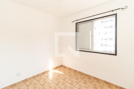 Quarto 2 de apartamento para alugar com 2 quartos, 48m² em Vila Carlos de Campos, São Paulo