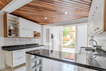 Cozinha de casa para alugar com 4 quartos, 325m² em Partenon, Porto Alegre