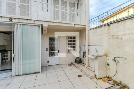 Área externa de casa para alugar com 4 quartos, 325m² em Partenon, Porto Alegre