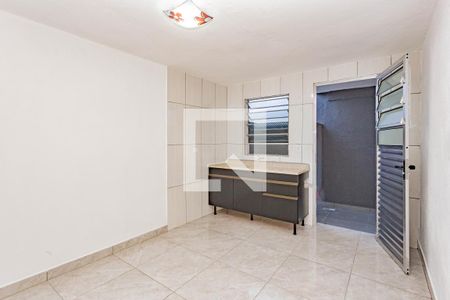 Cozinha de casa para alugar com 1 quarto, 50m² em Jardim Vergueiro (sacomã), São Paulo