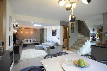 Sala de casa de condomínio para alugar com 3 quartos, 300m² em Ipiranga, São Paulo