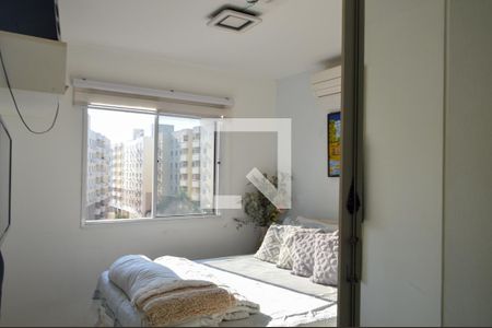 Suíte  de apartamento para alugar com 3 quartos, 75m² em Taquara, Rio de Janeiro