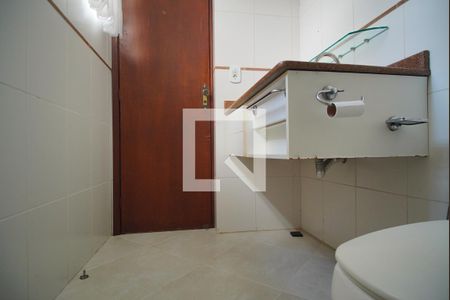 Banheiro - Suíte 1 de casa para alugar com 4 quartos, 280m² em Três Figueiras, Porto Alegre