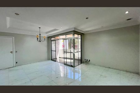 Sala de apartamento para alugar com 3 quartos, 105m² em Serra, Belo Horizonte