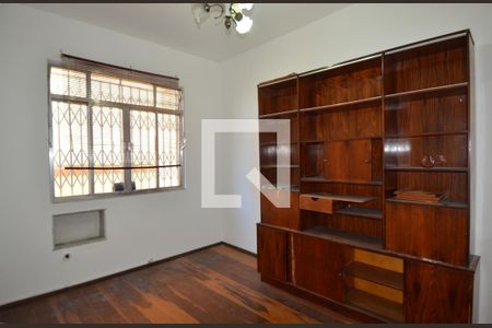 Quarto 1 de apartamento para alugar com 2 quartos, 71m² em Ramos, Rio de Janeiro