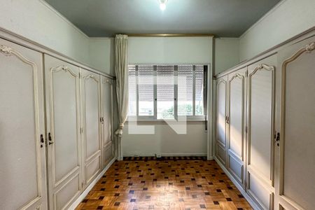 Quarto 01 de apartamento para alugar com 3 quartos, 151m² em Copacabana, Rio de Janeiro