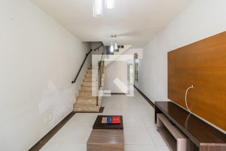 Sala de casa para alugar com 3 quartos, 109m² em Cidade Patriarca, São Paulo