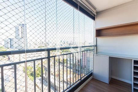 Varanda  de apartamento para alugar com 2 quartos, 47m² em Presidente Altino, Osasco