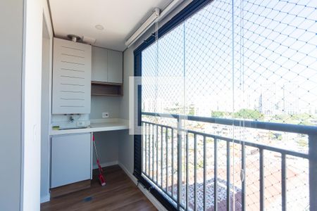 Varanda  de apartamento para alugar com 2 quartos, 47m² em Presidente Altino, Osasco
