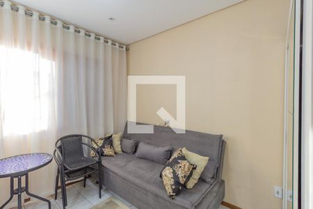 Quarto 1 de casa para alugar com 2 quartos, 75m² em São José, Canoas