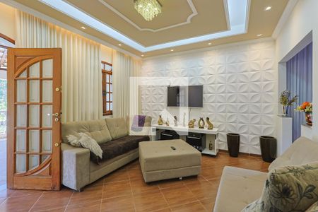 Sala de casa para alugar com 3 quartos, 360m² em Tijuca, Belo Horizonte