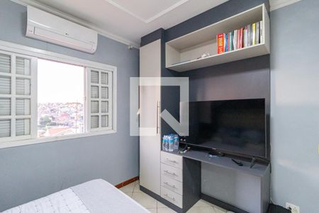 Quarto 2 de casa de condomínio para alugar com 2 quartos, 120m² em São Pedro, Osasco