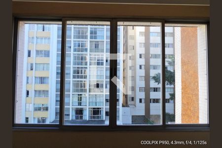 Vista da janela de apartamento à venda com 3 quartos, 110m² em Pinheiros, São Paulo