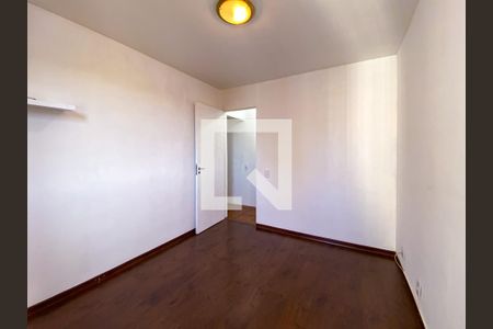 Quarto 1 de apartamento para alugar com 2 quartos, 57m² em Jardim Jussara, São Paulo