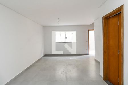 Sala de casa à venda com 3 quartos, 105m² em Vila Guilhermina, São Paulo