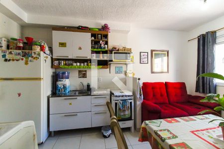 Sala/Cozinha de apartamento para alugar com 2 quartos, 33m² em Colônia (zona Leste), São Paulo