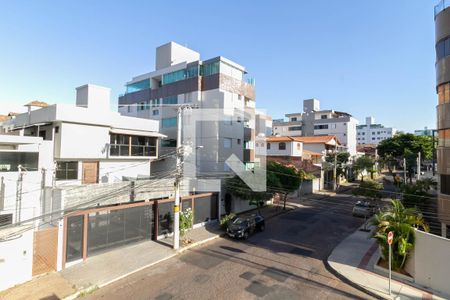 Vista da sala  de apartamento à venda com 3 quartos, 116m² em Castelo, Belo Horizonte