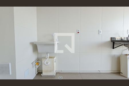 Sala / Area De Serviço de apartamento à venda com 2 quartos, 37m² em Socorro, São Paulo