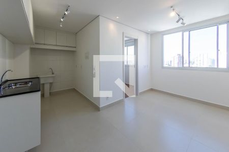 Sala/Cozinha de apartamento à venda com 2 quartos, 34m² em Vila Prudente, São Paulo