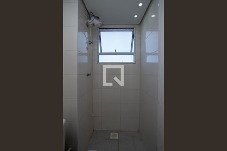 Banheiro de apartamento à venda com 2 quartos, 40m² em Jardim City, Guarulhos