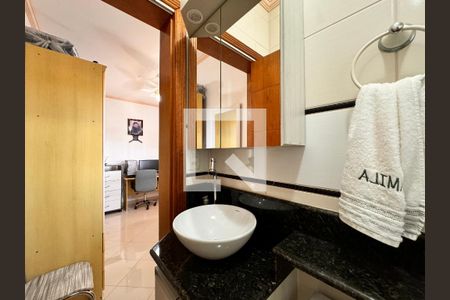 Casa para alugar com 270m², 3 quartos e 2 vagas Casa para alugar com 270m², 3 quartos e 2 vagasBanheiro suíte 3