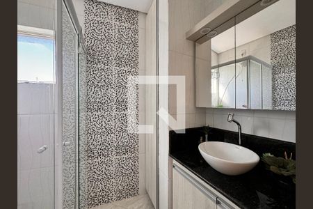 Casa para alugar com 270m², 3 quartos e 2 vagas Casa para alugar com 270m², 3 quartos e 2 vagasBanheiro suíte 1